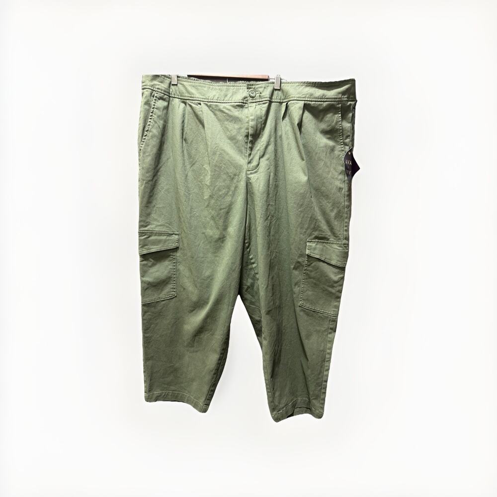 🆕Ava & Viv Women’s 3X Olive Green Cargo Capri Length Elastic Waist Pants Spring - Picture 2 of 10